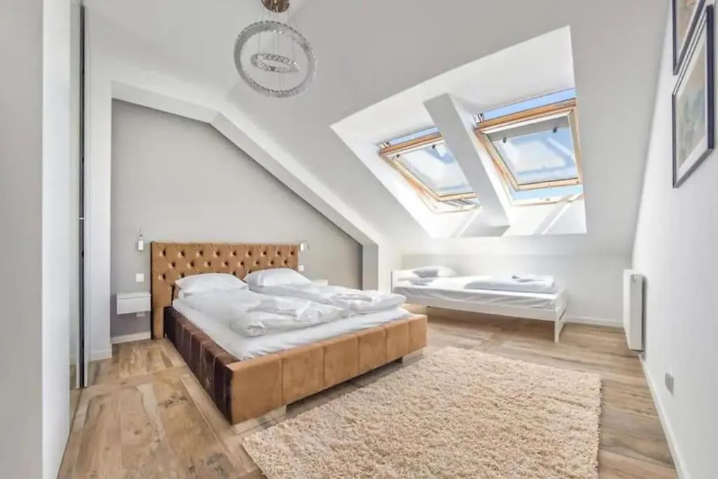 Golden Apartments Gdansk - Cozy And Bright - Great Location &Swietej Barbary
